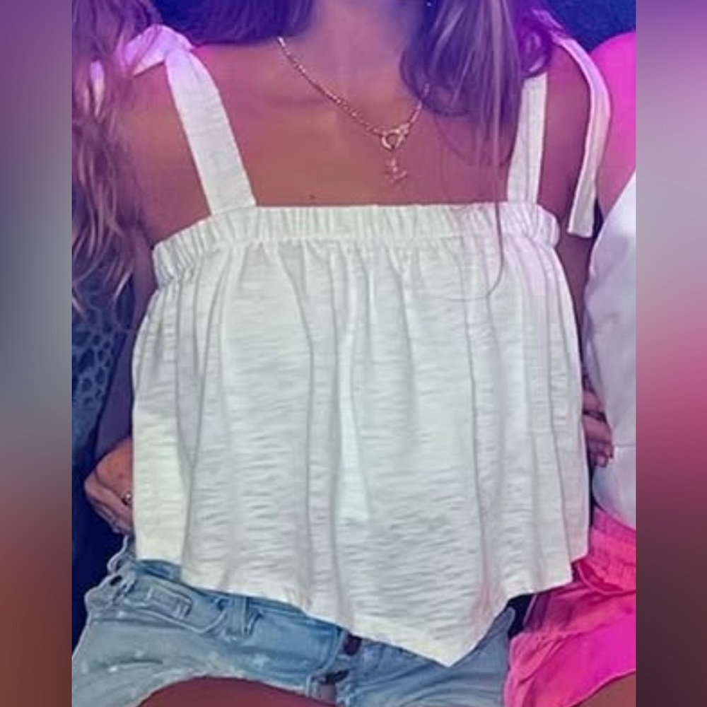 White tie top